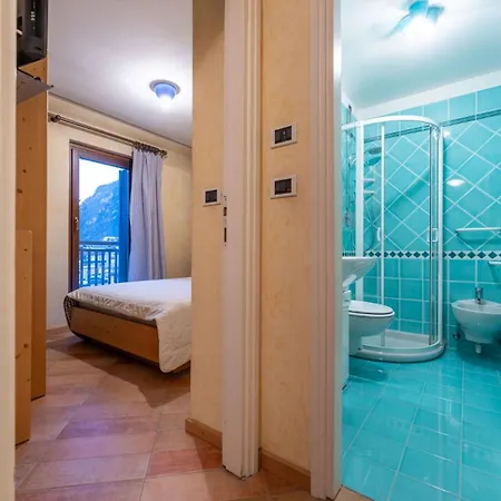 Cesa Malvi Daire Canazei